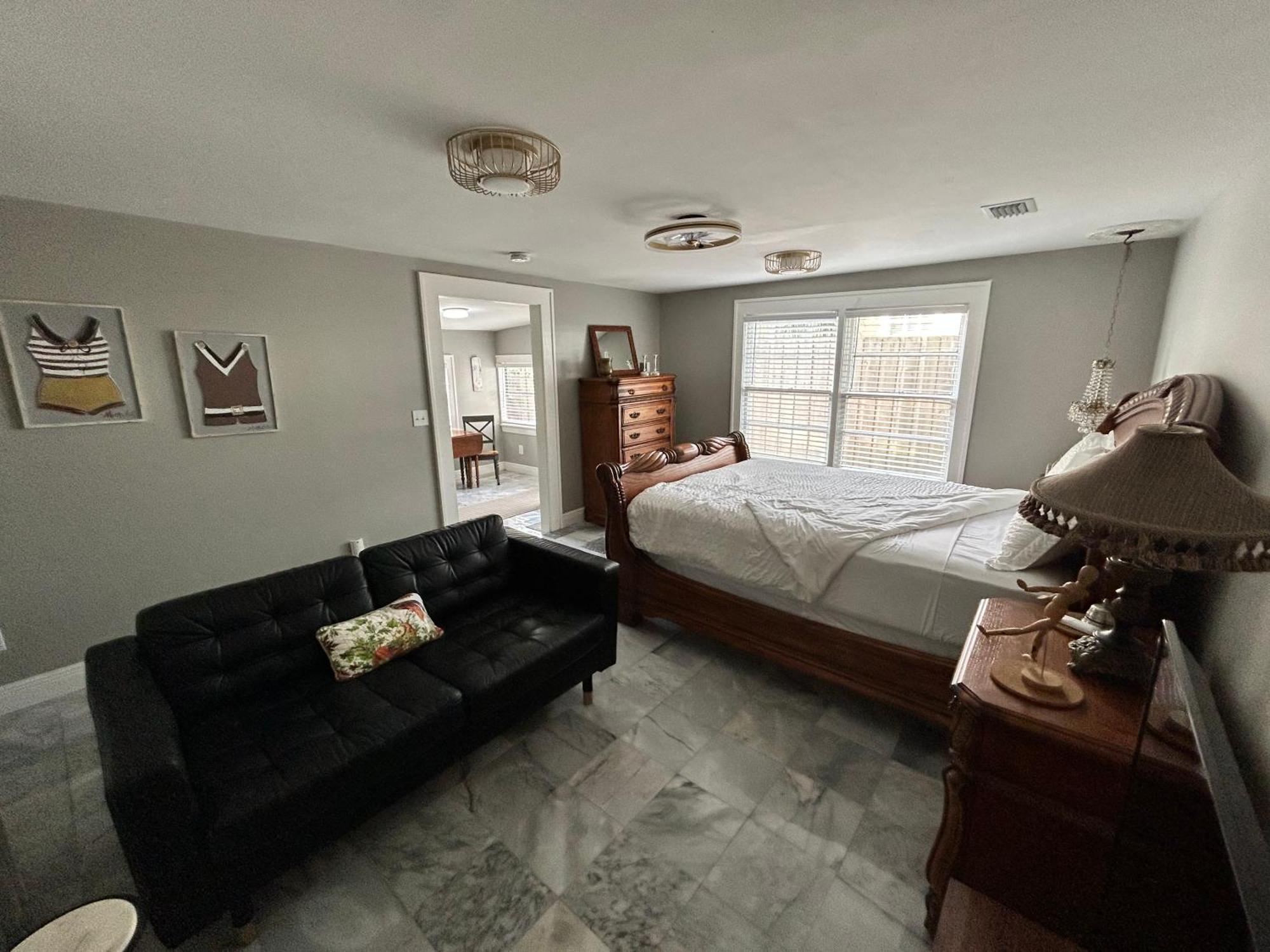 Stylish Bungalow Near Dining, Parks & Entertainment ジャクソンビル エクステリア 写真